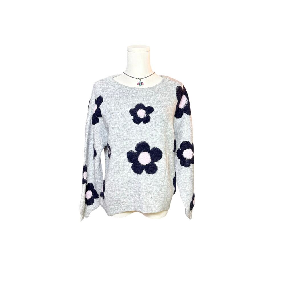 NWOT - Flower Sweater by Miracle - Gray/Blk/Pink - Oversized